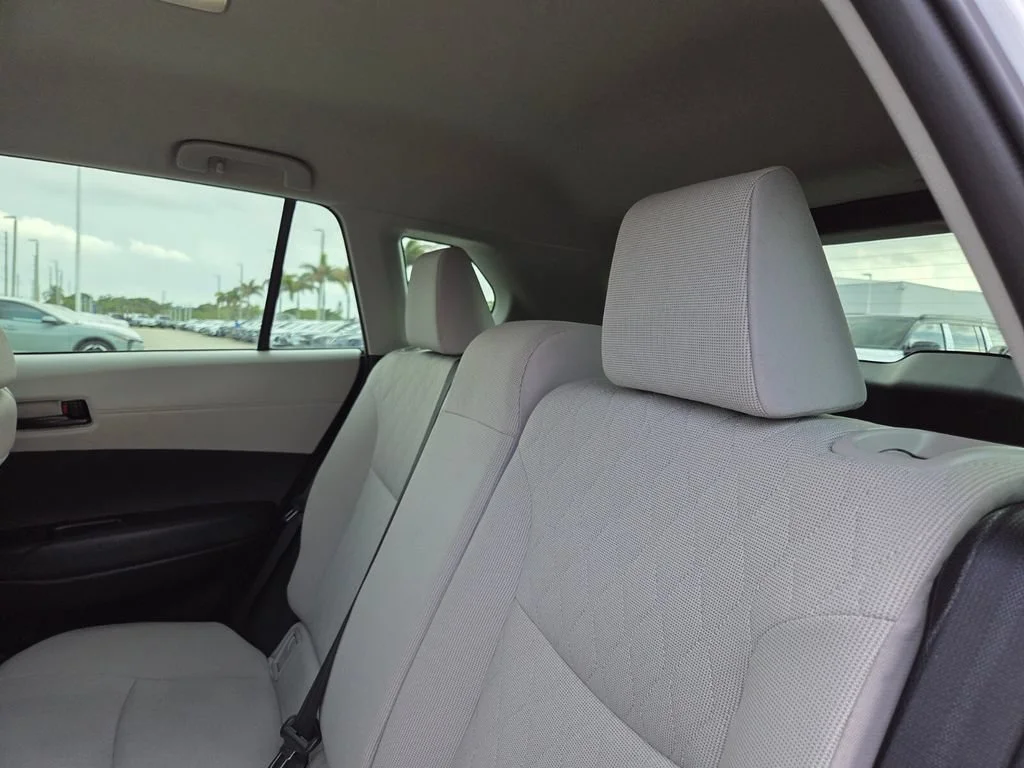 Used 2025 Pearl Toyota L image 22