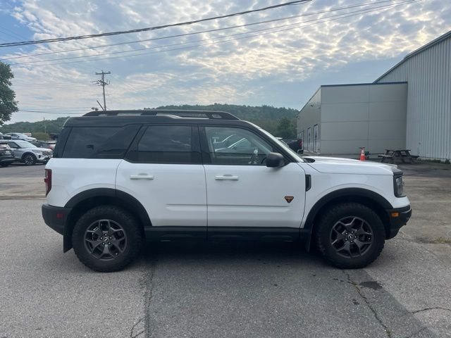 Used 2022 White Ford Badlands image 4