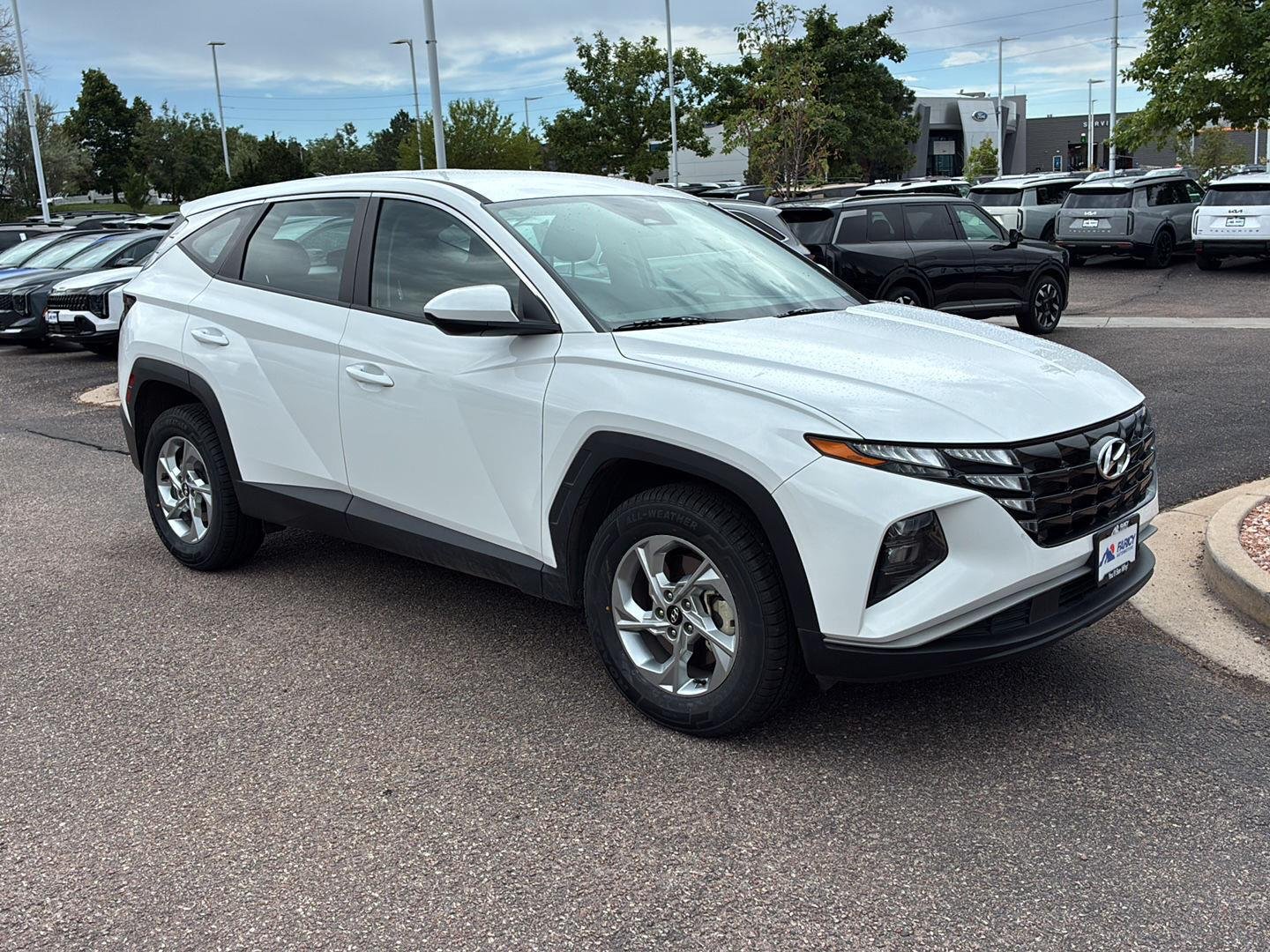 Used 2024 White Pearl Hyundai SE image 4