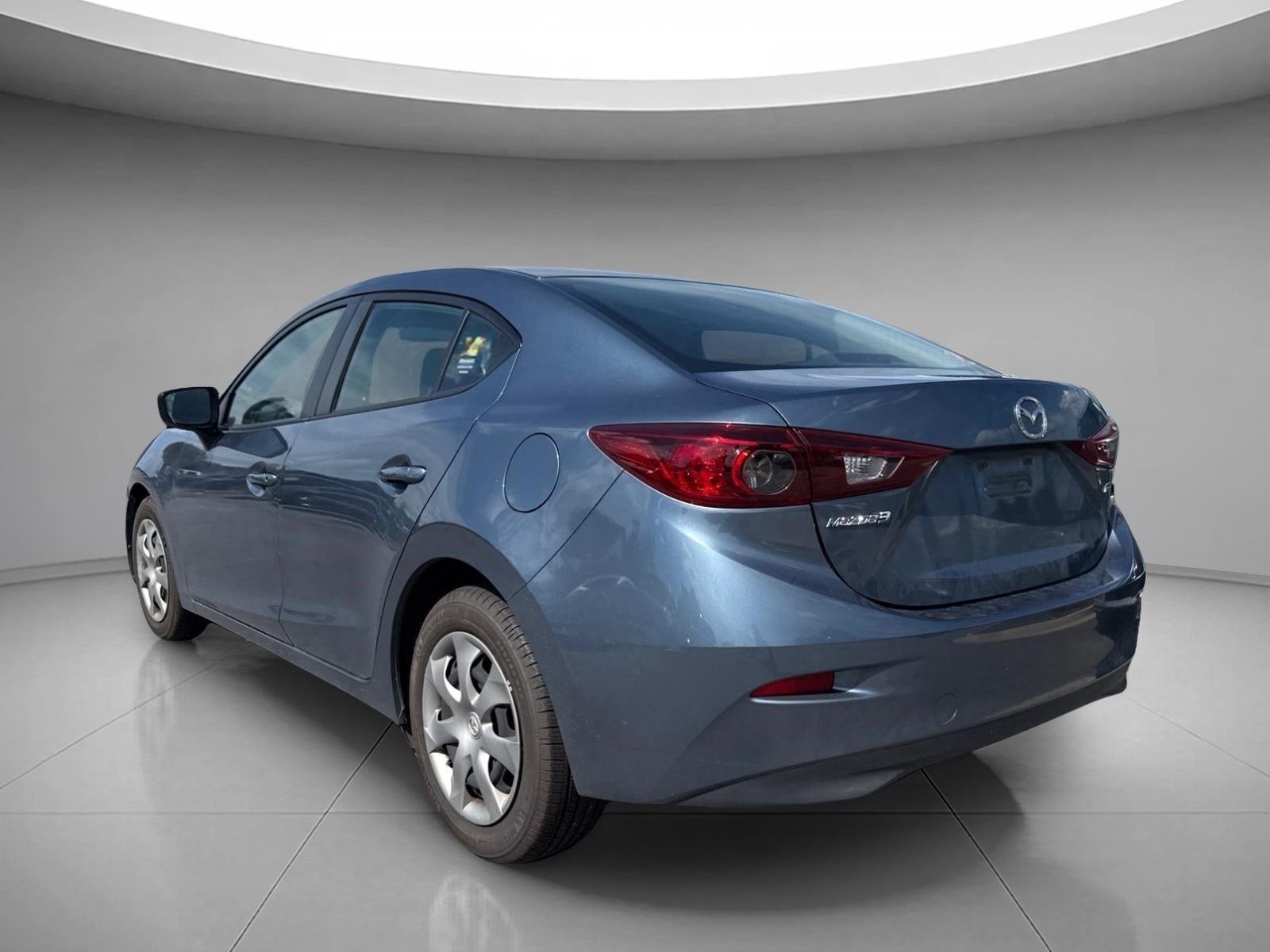 Used 2015 Blue Reflex Mica Mazda i Sport image 11