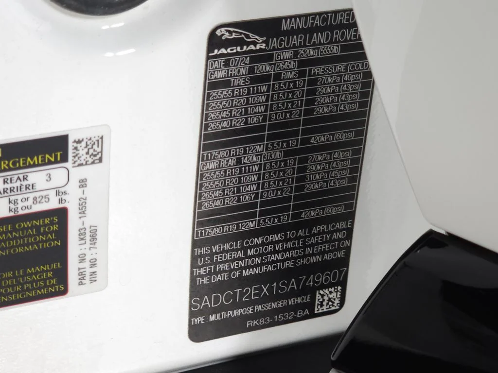 Used 2025  Jaguar P250 R-Dynamic S image 38