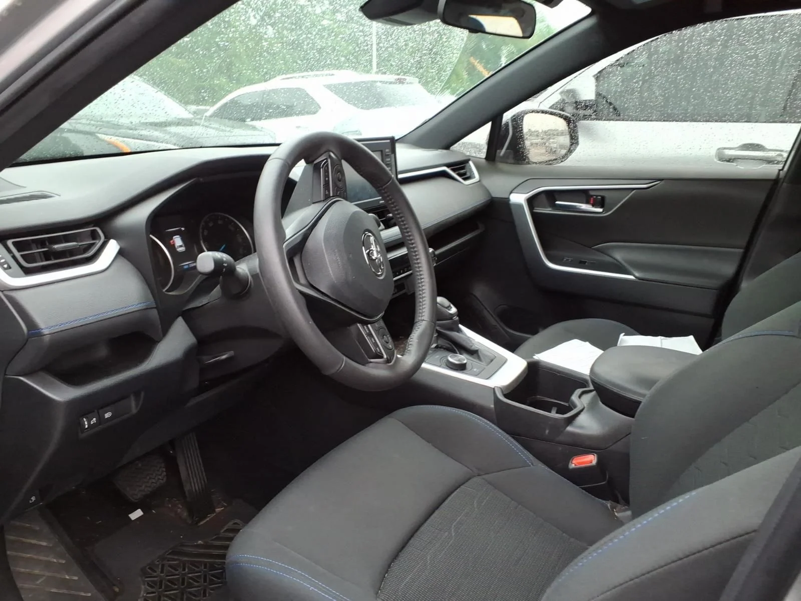 Certified Used 2022 Silver Toyota SE image 5