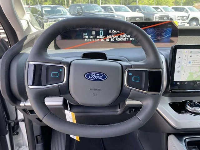 New 2026 Star White Metallic Tri-Coat Ford Active image 18