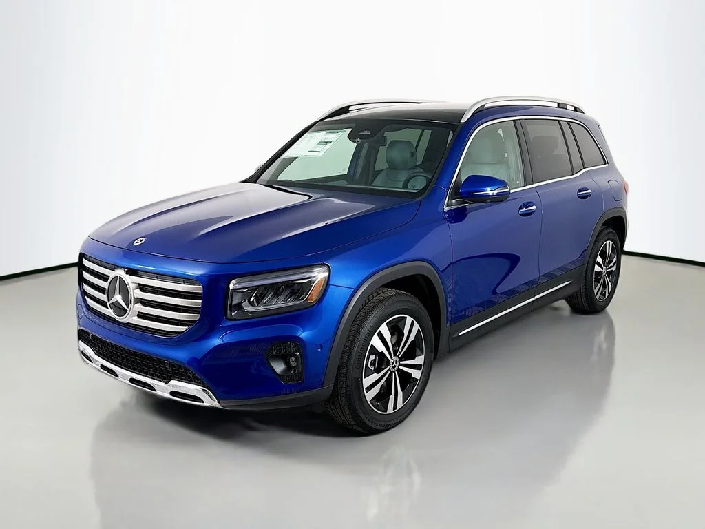 2026 Mercedes-Benz GLB GLB 250 4MATIC's photo