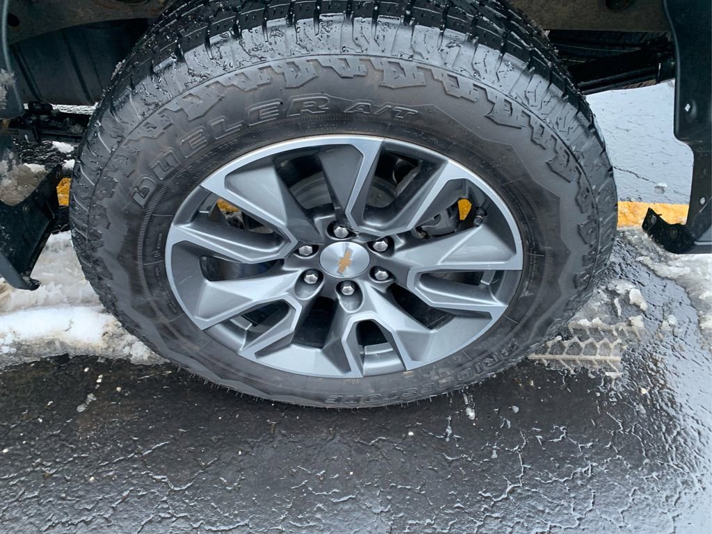 2025 Chevrolet Silverado 1500 LT - Photo 21