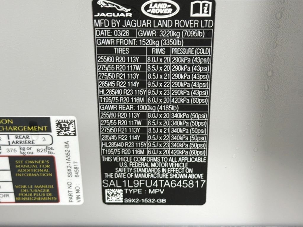 New 2026 Borasco Grey Metallic Land Rover Dynamic SE image 34
