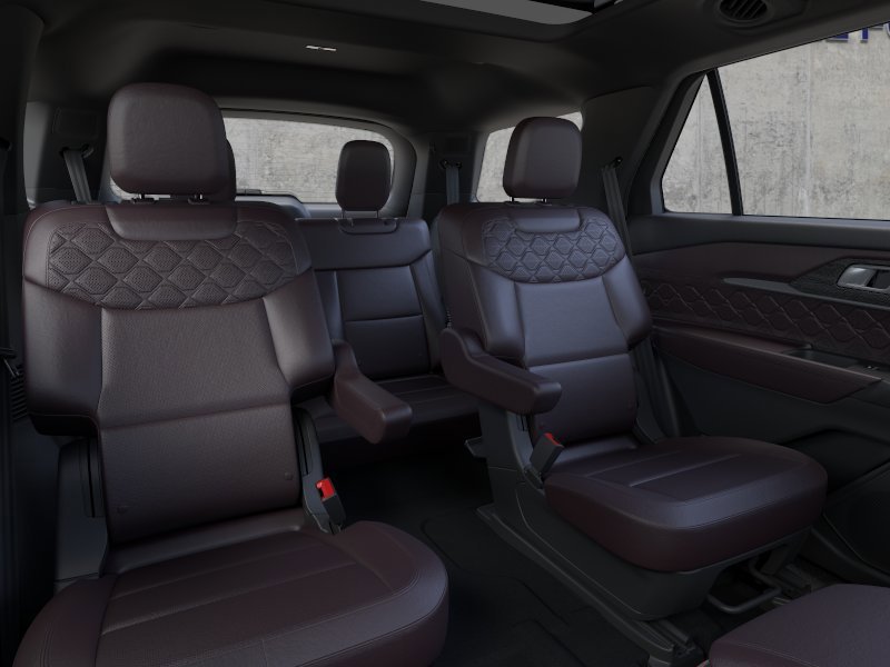 New 2026 Star White Metallic Tri-Coat Ford Platinum™ image 11