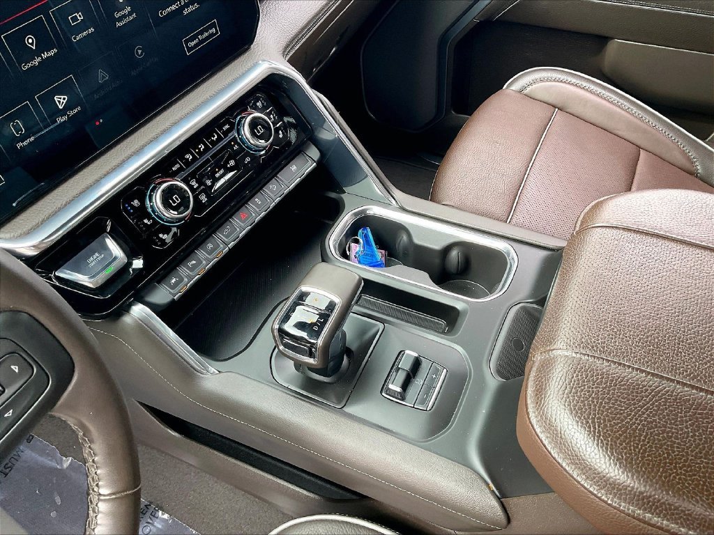 Used 2024 White Frost GMC Denali image 19
