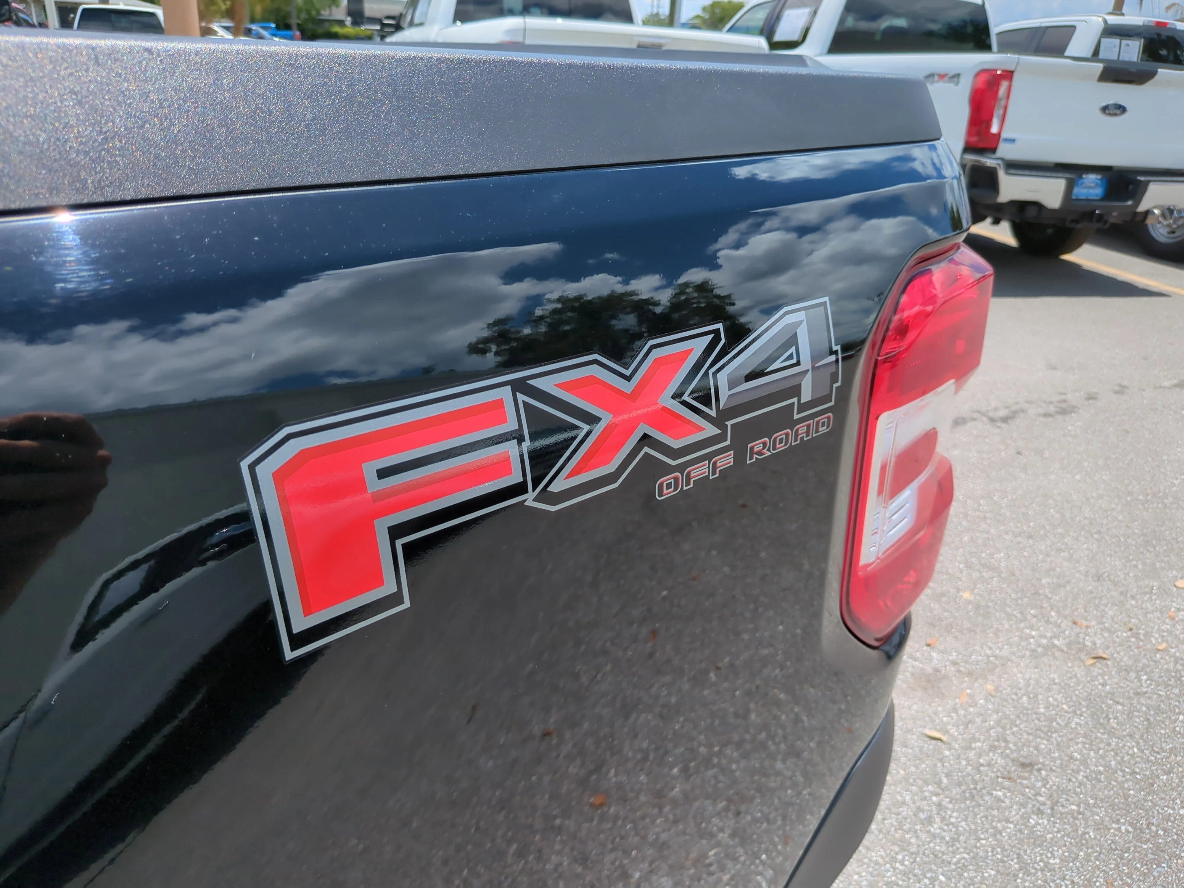 2025 Ford Maverick XLT - Photo 11