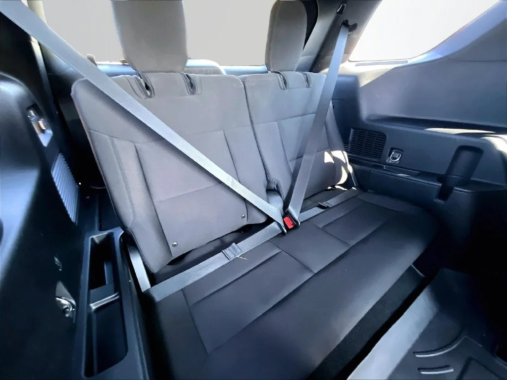 Used 2020 Blue Ford XLT image 26