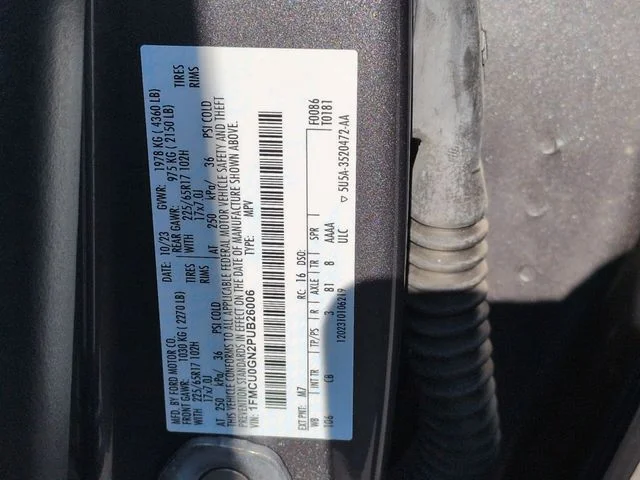 Used 2023 Gray Ford Active image 38
