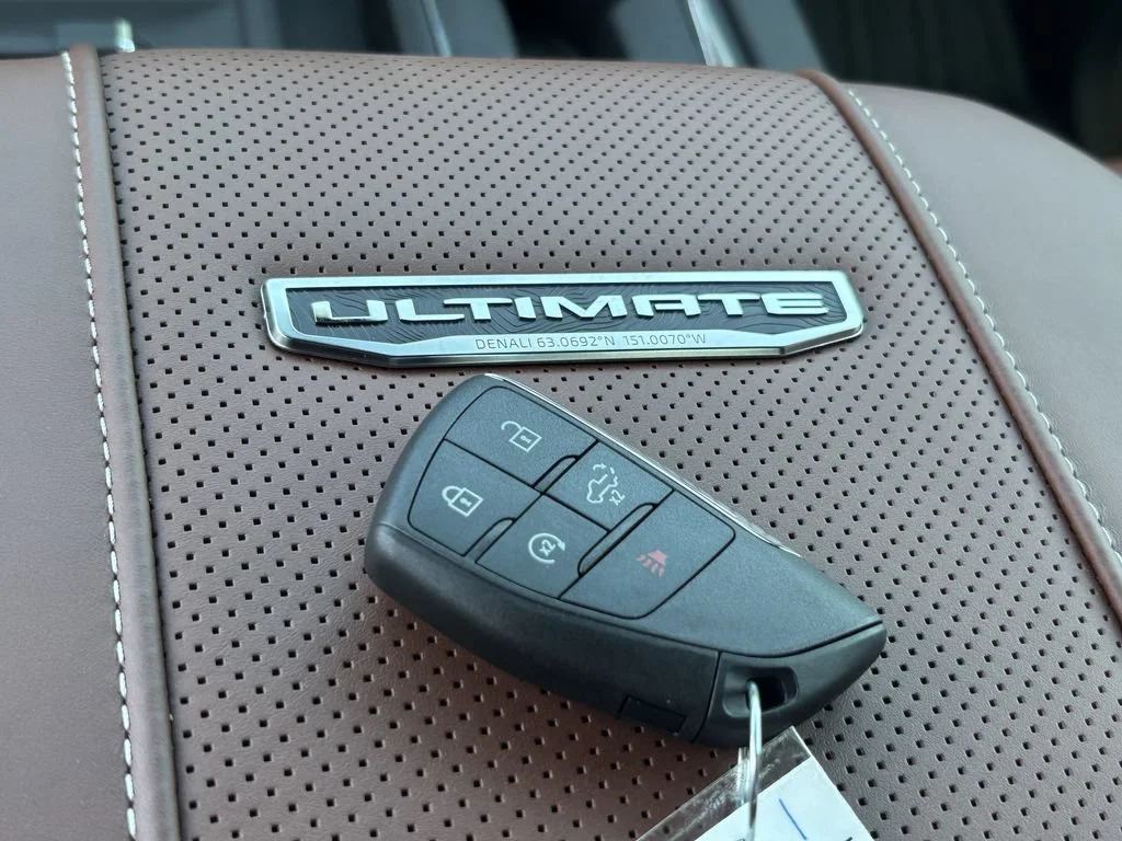 New 2026 Glacier White Tricoat GMC Denali Ultimate image 26