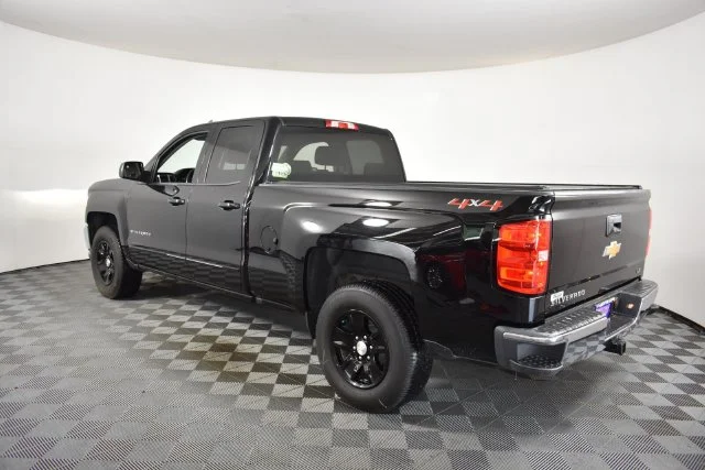 Used 2019 Black Chevrolet LT image 6