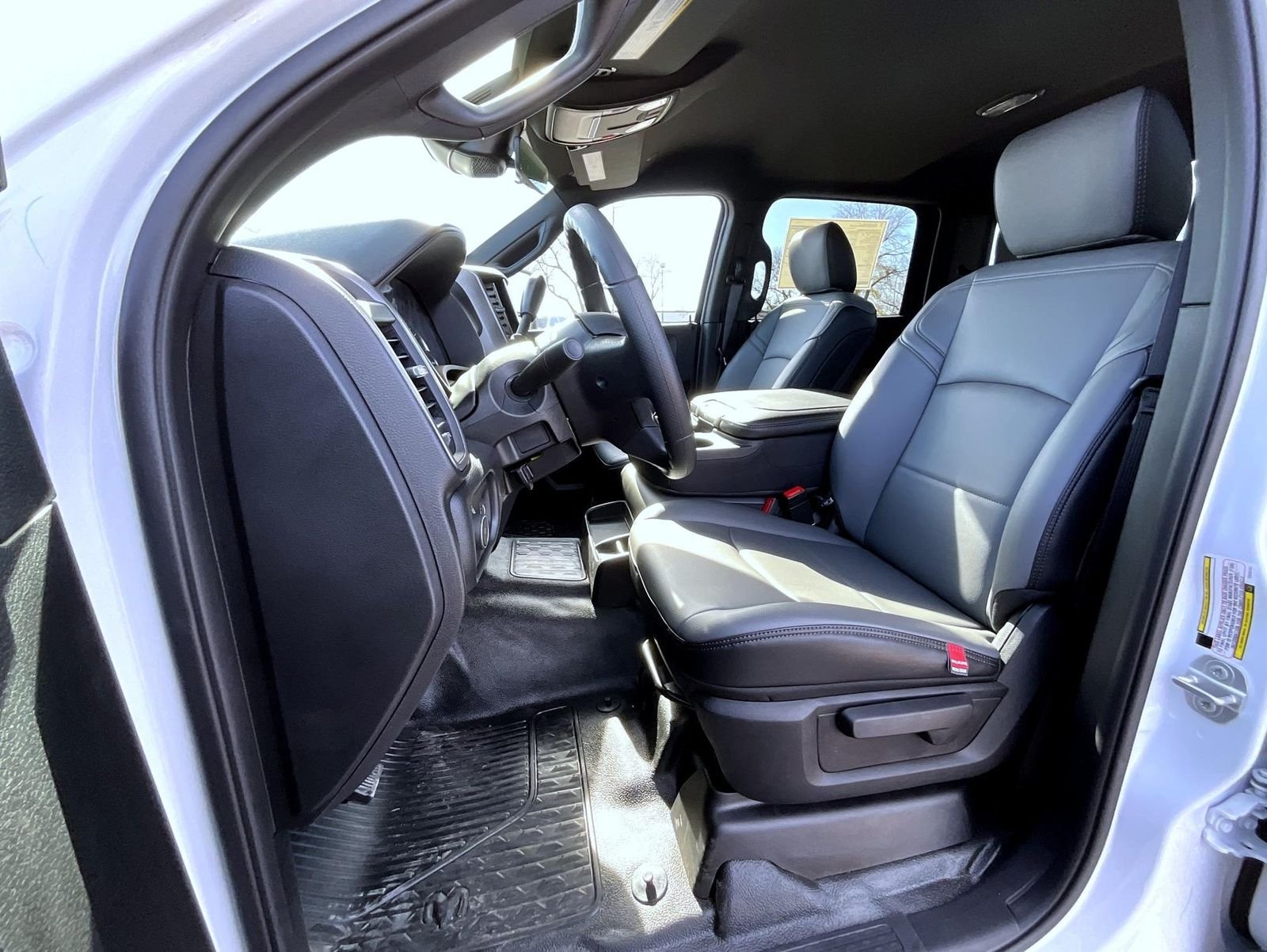 New 2026 Bright White Clearcoat RAM Tradesman image 9