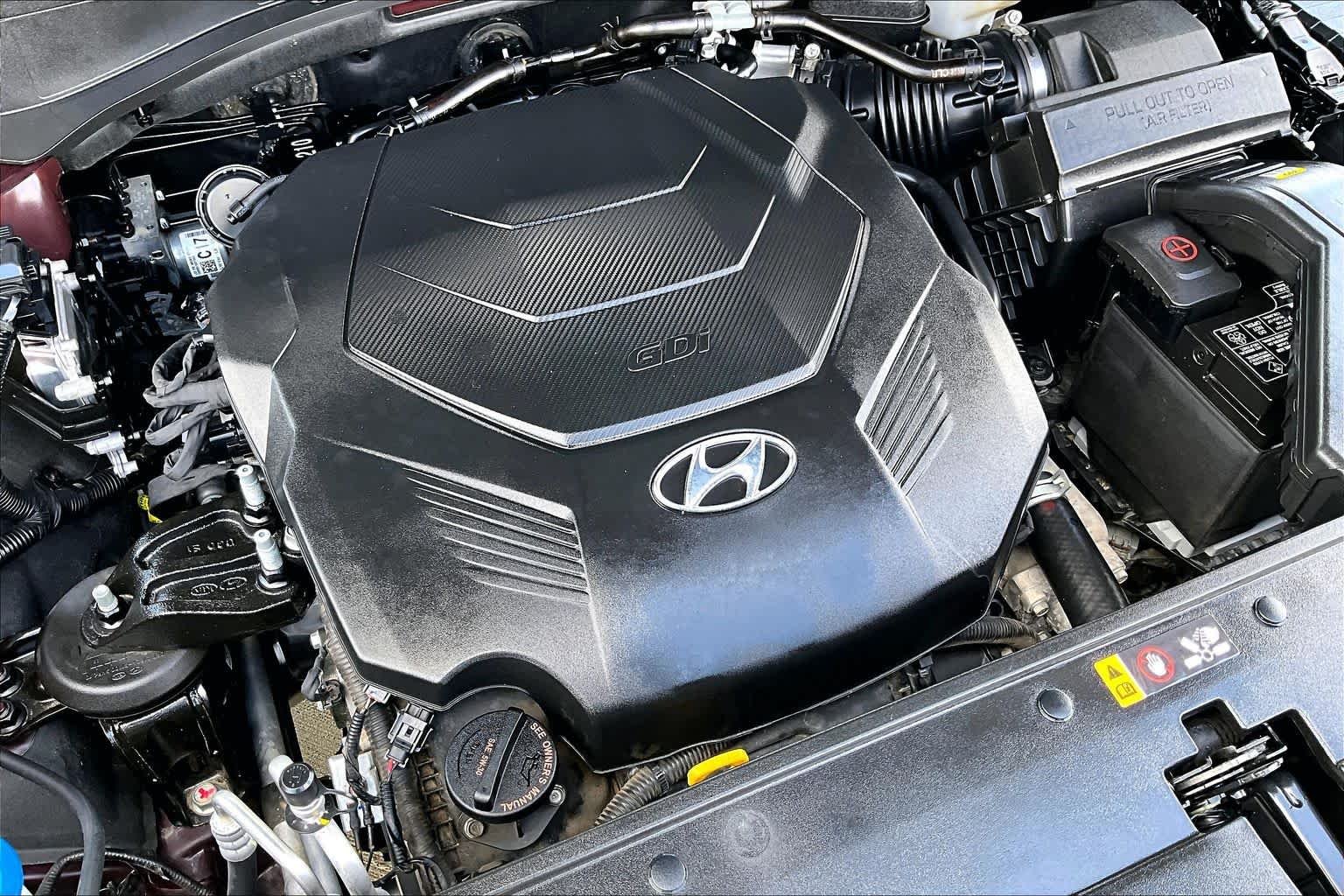 Used 2025 Sierra Burgundy Hyundai SEL image 33