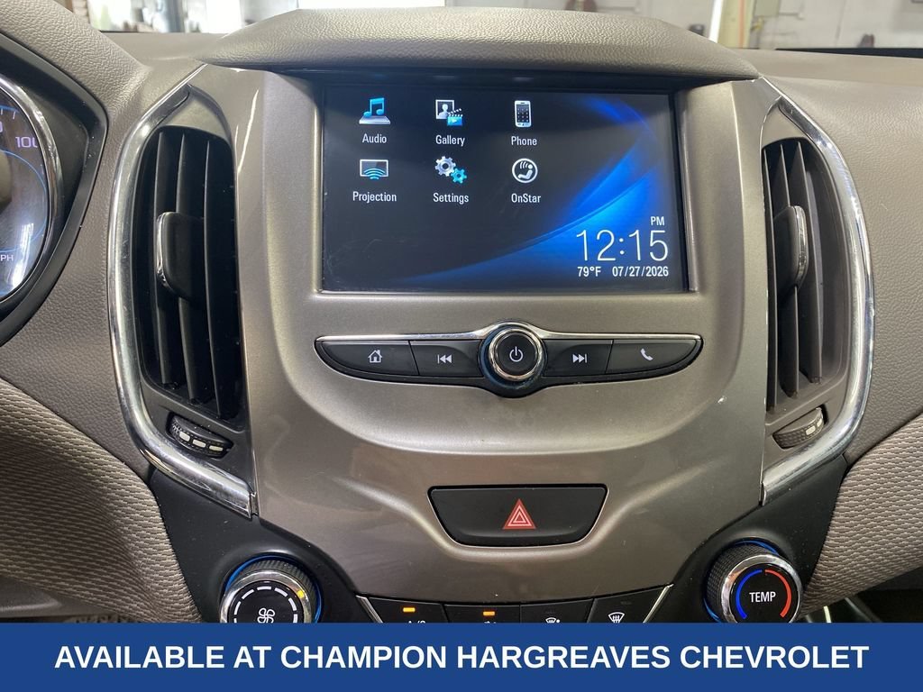 Used 2017 SUMMIT WHITE Chevrolet LT image 18