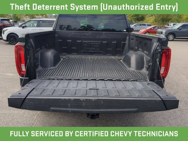 Used 2025 Silver GMC SLT image 39