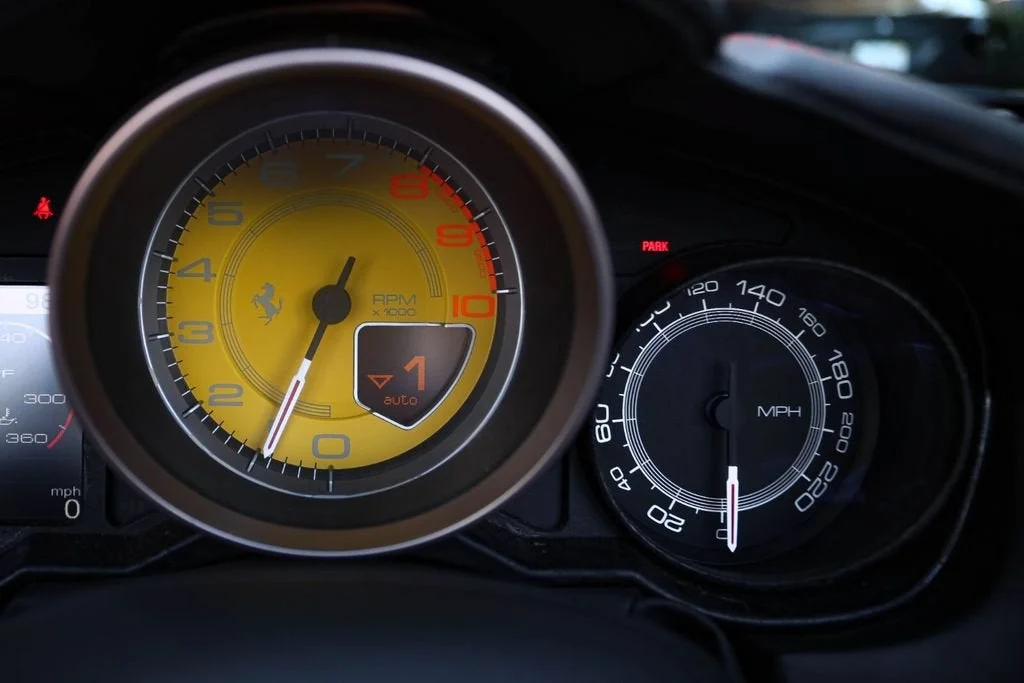 Used 2011 Nero Daytona Ferrari Base image 33