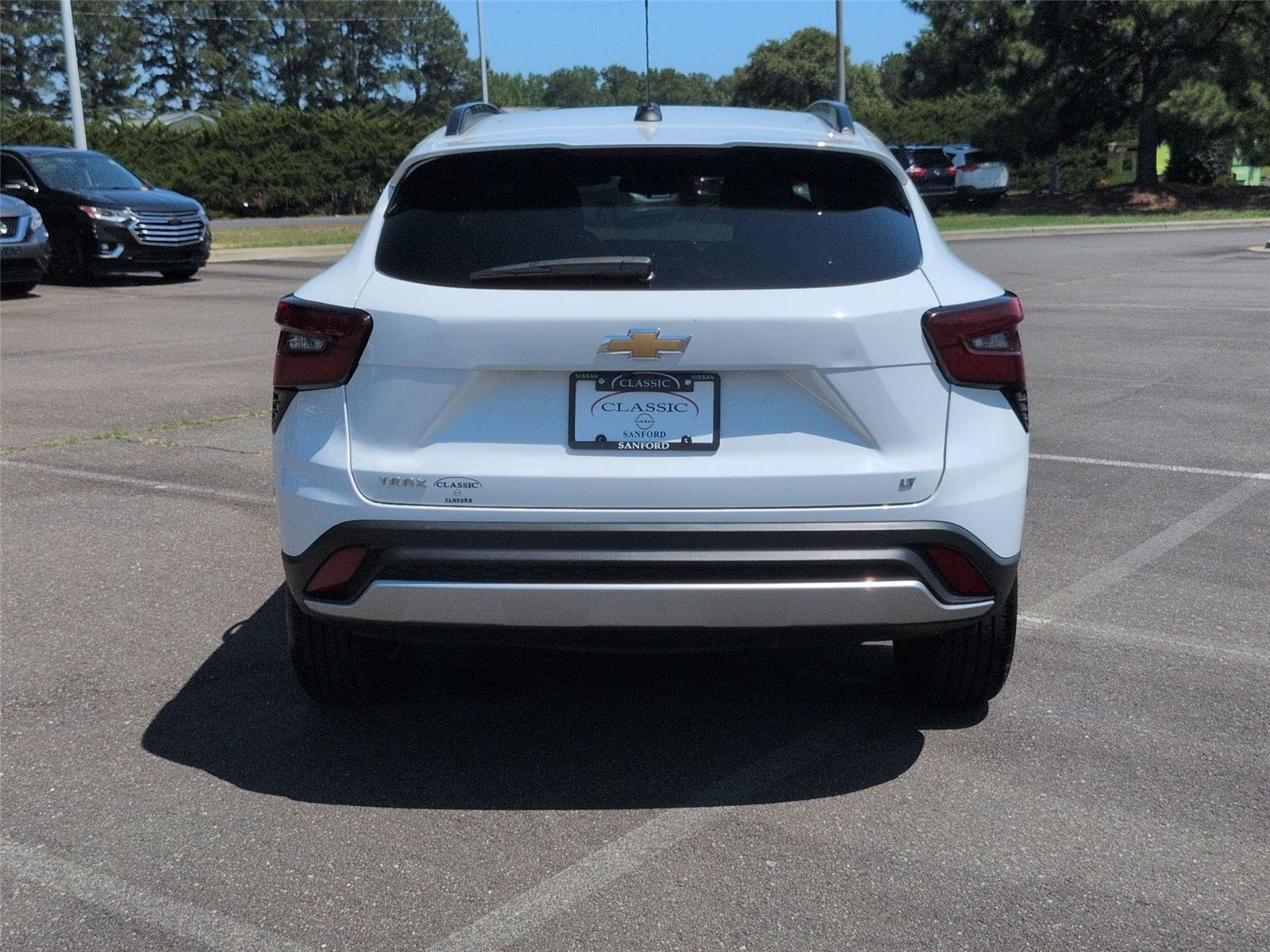 Used 2025  CHEVROLET 1LT image 4