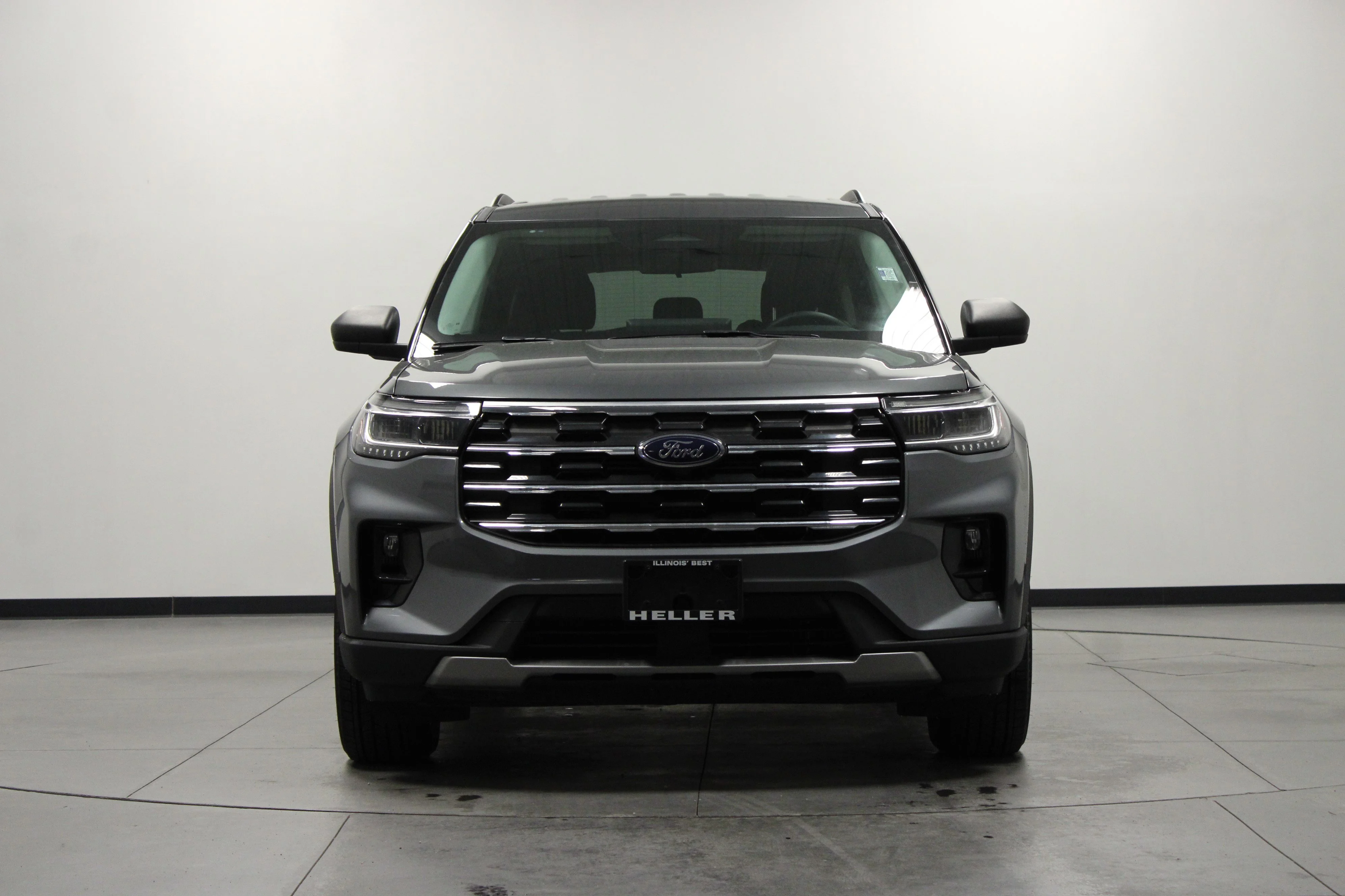 Used 2025 Carbonized Gray Metallic Ford Active image 9