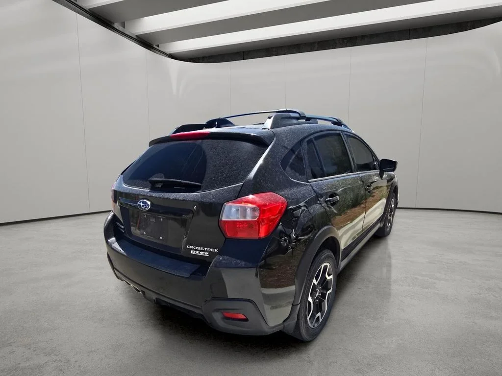 Used 2016 Crystal Black Silica Subaru Limited image 9