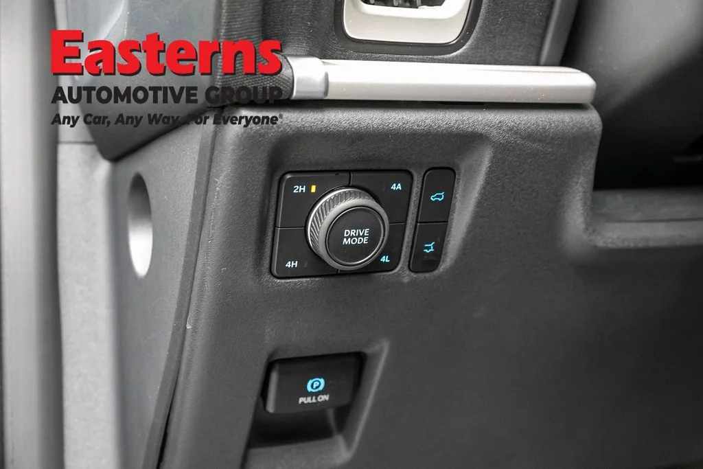 Used 2025 White Ford Active image 21