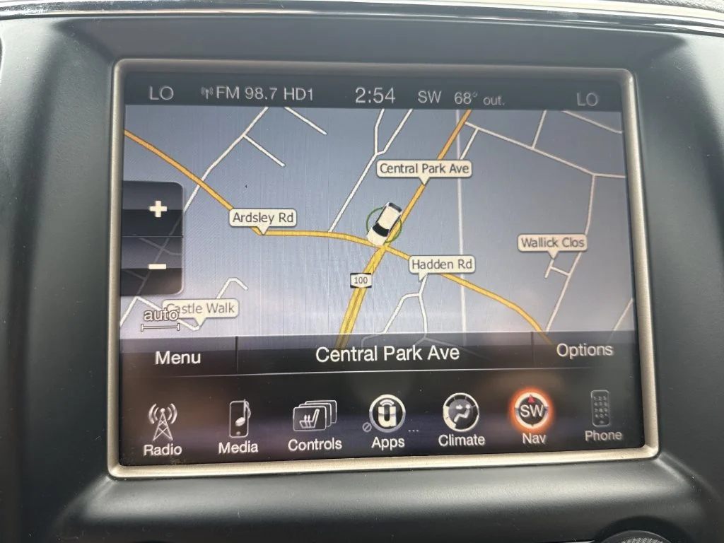 Used 2015 White Jeep Limited image 20
