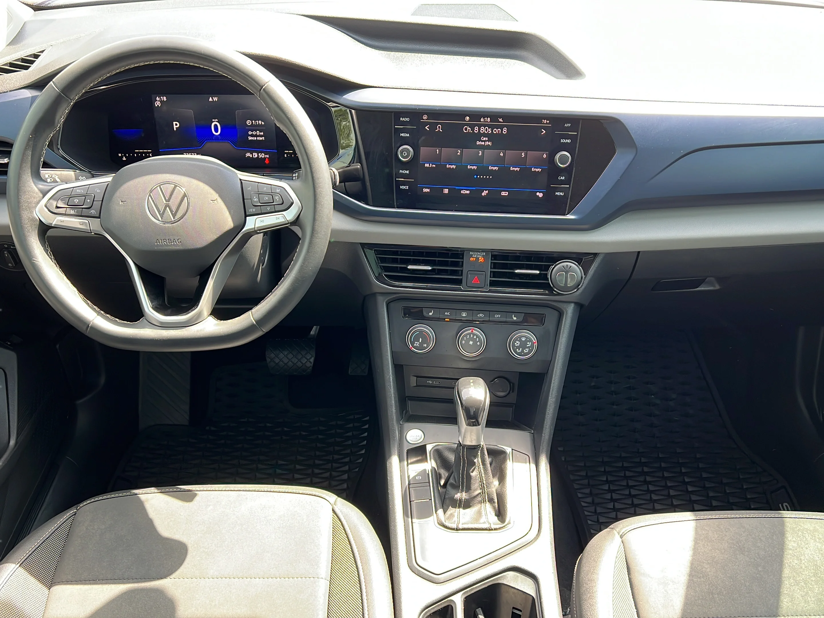 Used 2022 Blue Metallic Volkswagen SE image 11