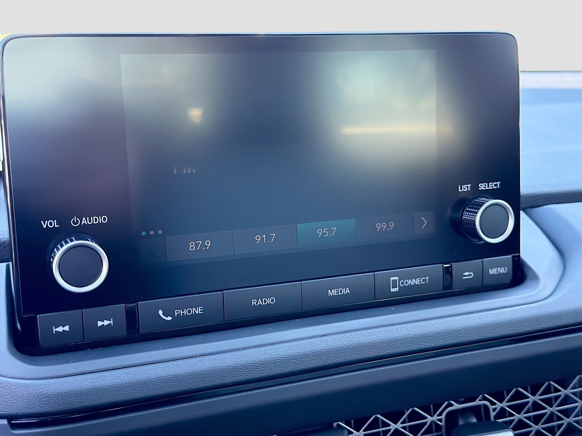2025 Honda Accord SE - Photo 31