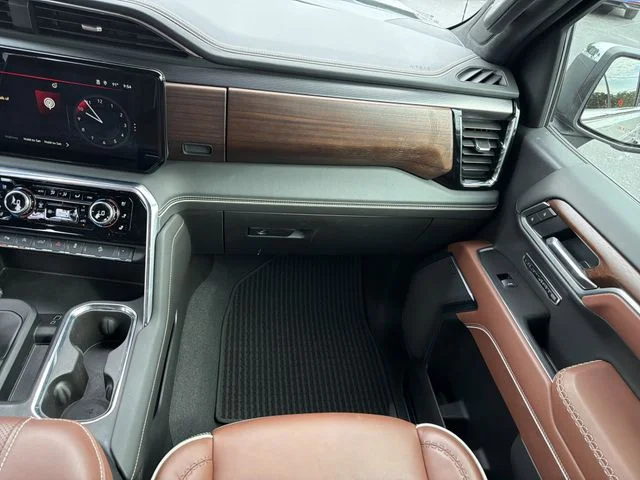 Used 2025 Gray GMC Denali Ultimate image 15