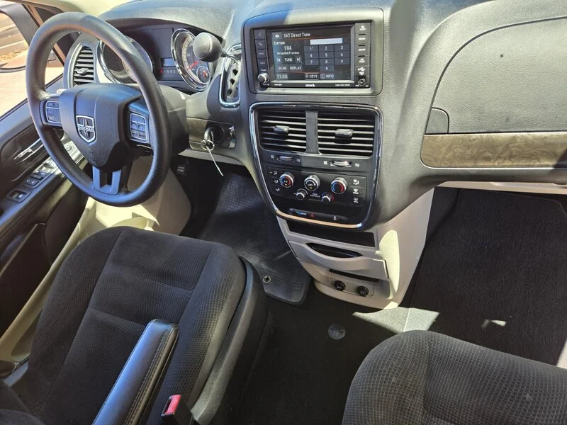 Used 2019 White Knuckle Clearcoat Dodge SE image 13