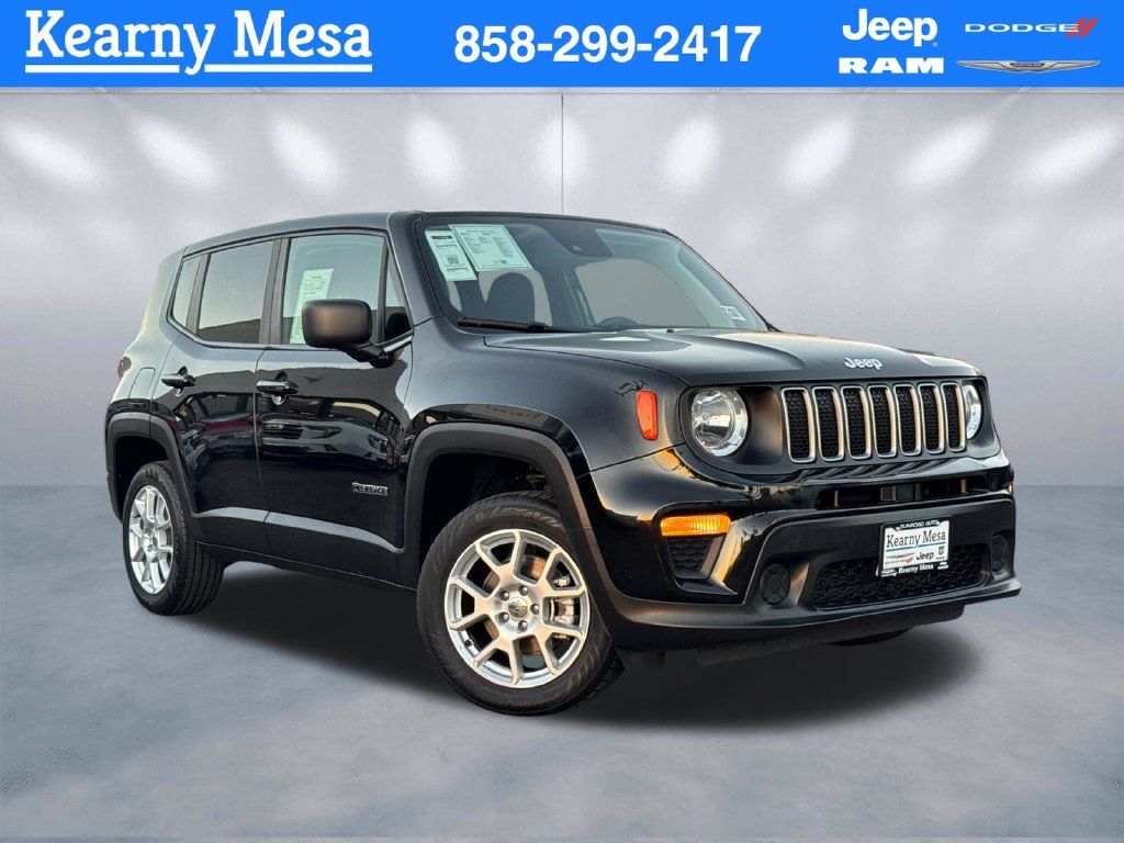 Used 2023 Black Jeep Latitude image 1