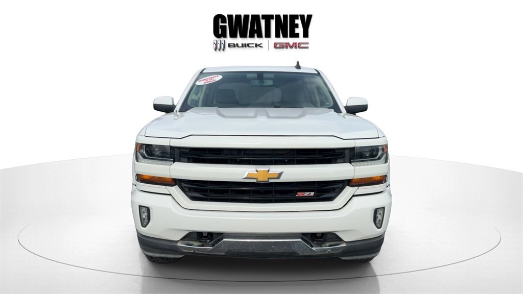 Used 2018 Chevrolet Silverado 1500 LT with VIN 3GCUKREC3JG407889 for sale in Little Rock