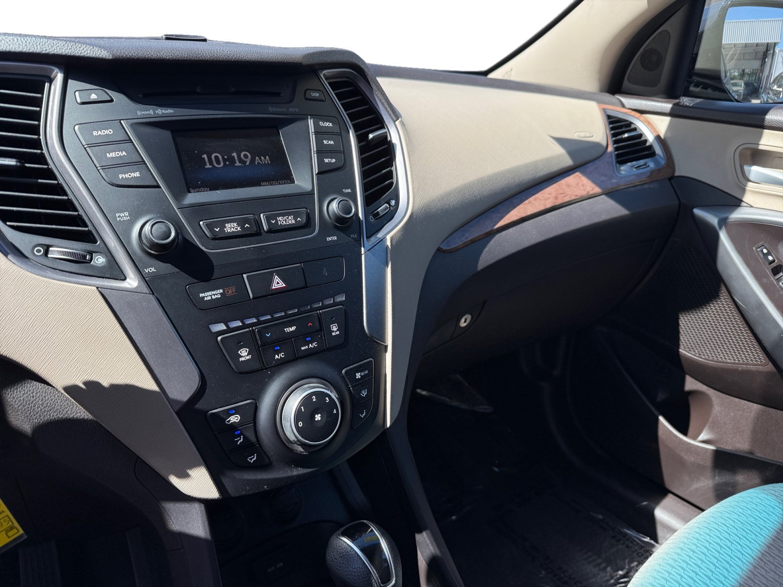 Used 2016 Night Sky Pearl Hyundai SE image 12