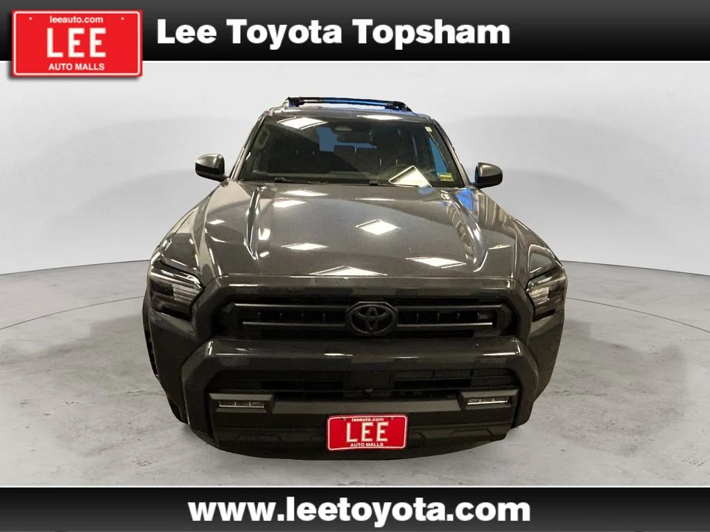 Used 2025 Underground Toyota SR5 image 8
