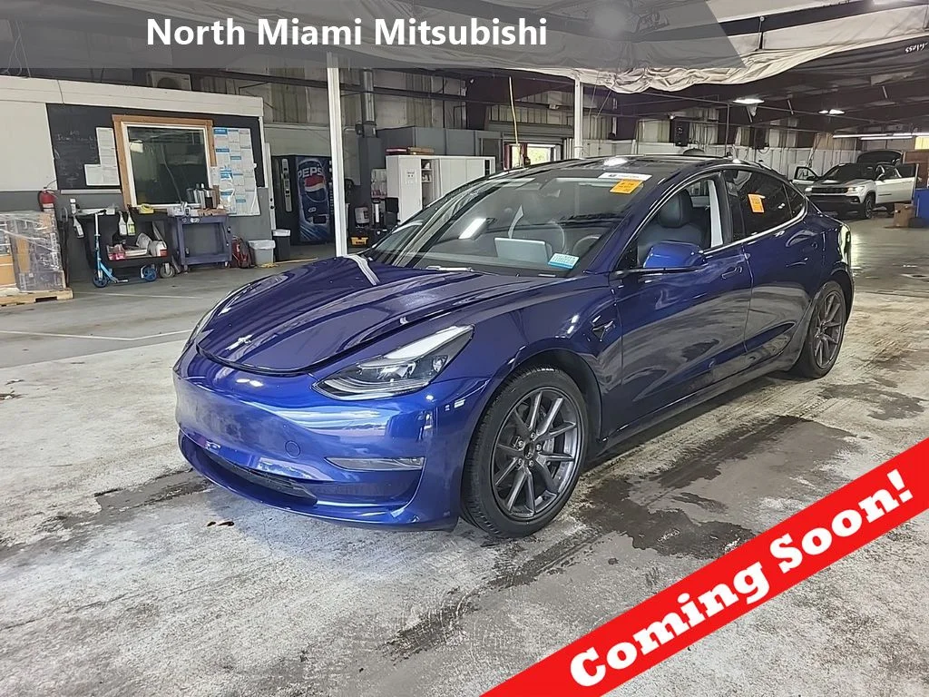 2023 Tesla Model 3 -'s photo