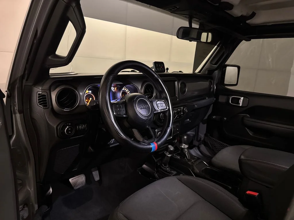 Used 2022 Gray Jeep Willys image 6