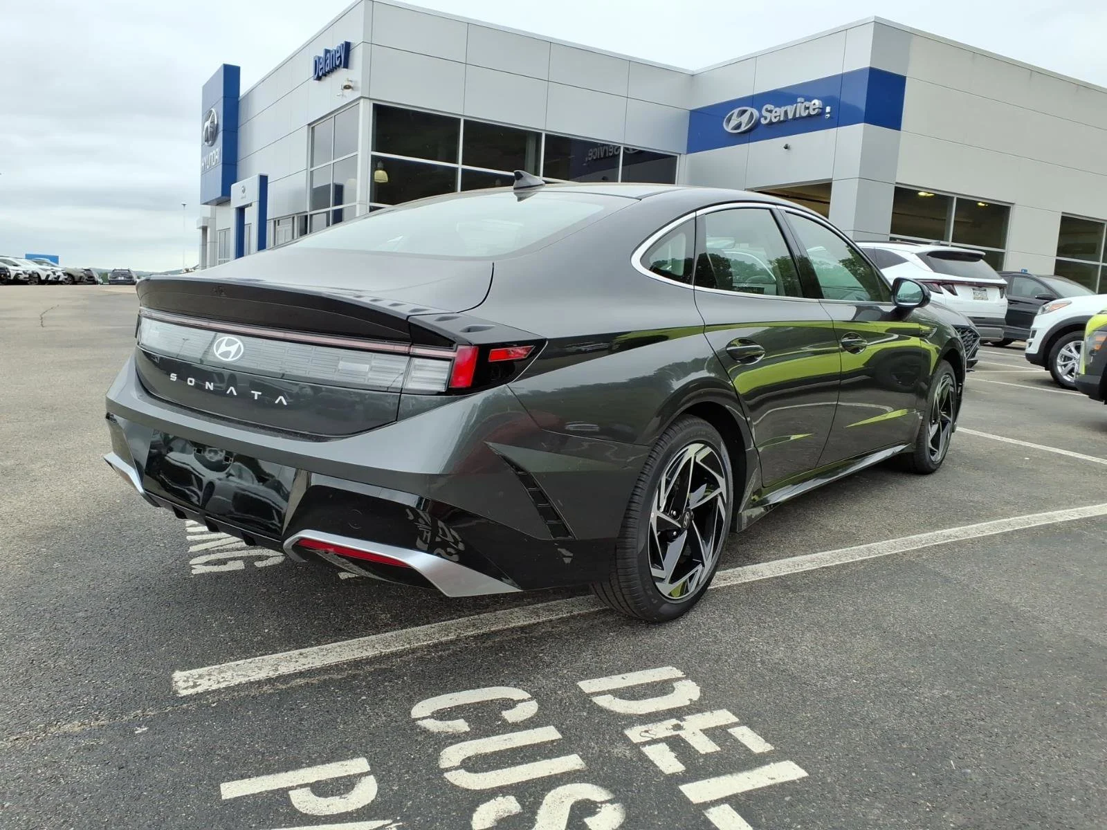 New 2026 Portofino Gray Hyundai SEL Sport image 4