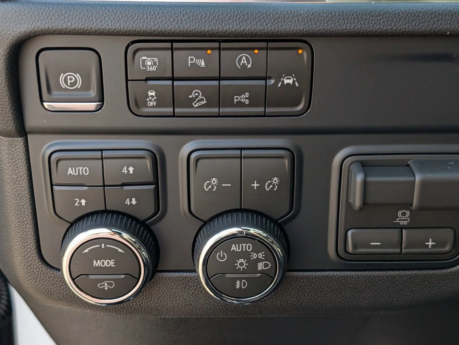2026 Chevrolet Tahoe High Country - Photo 15