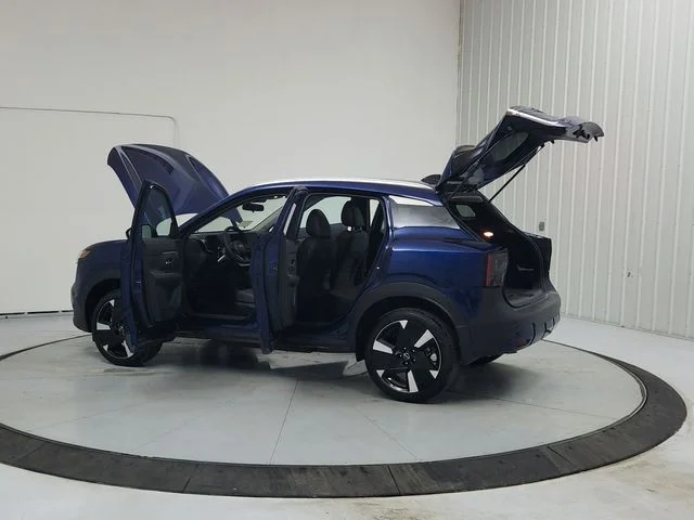 New 2026 Blue Nissan SR image 13