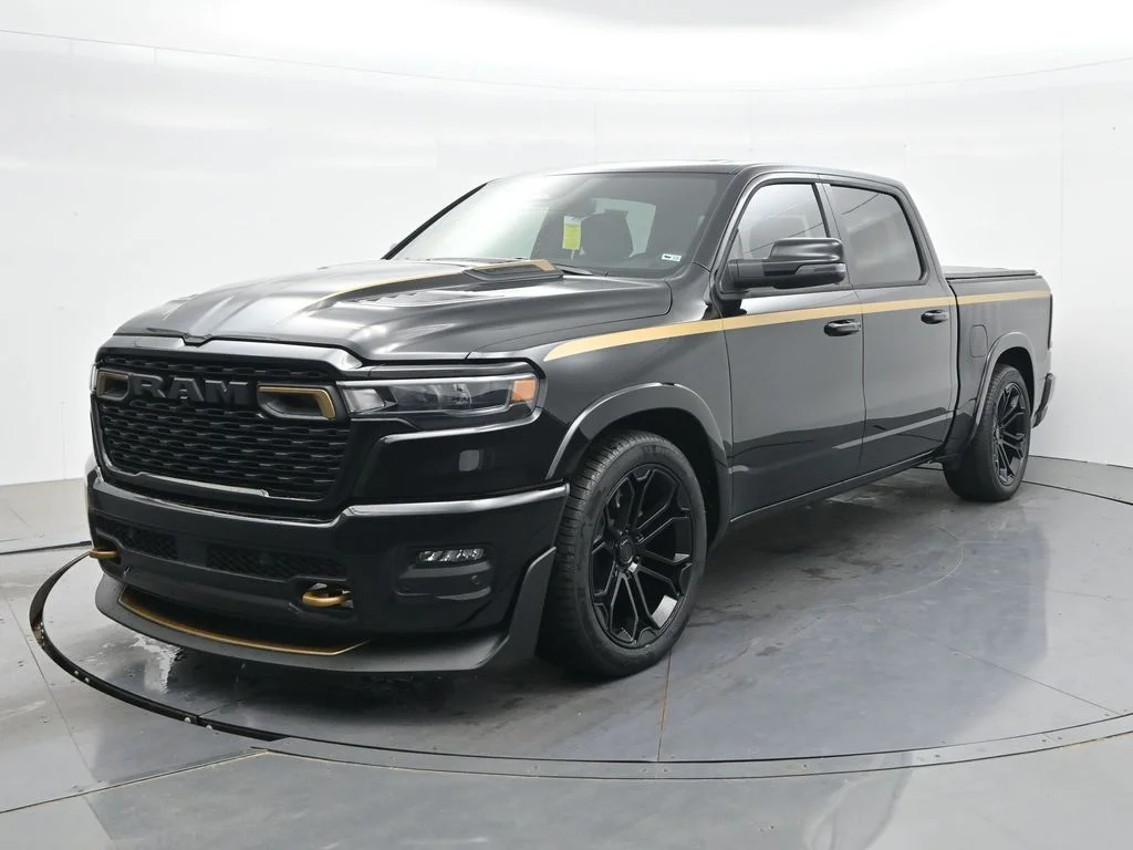 New 2026 Diamond Black Crystal Pearl-Coat Exterior Paint RAM Big Horn image 1