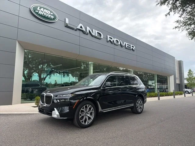 2026 BMW X7 xDrive40i's photo