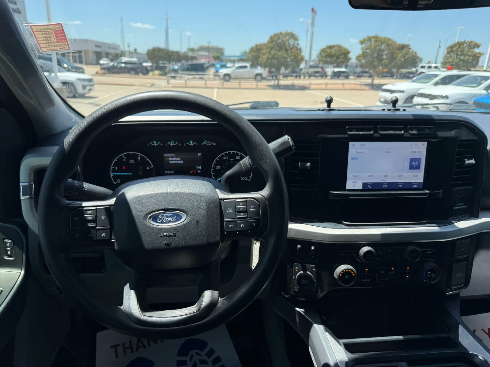 Used 2024 Oxford White Ford XLT image 3