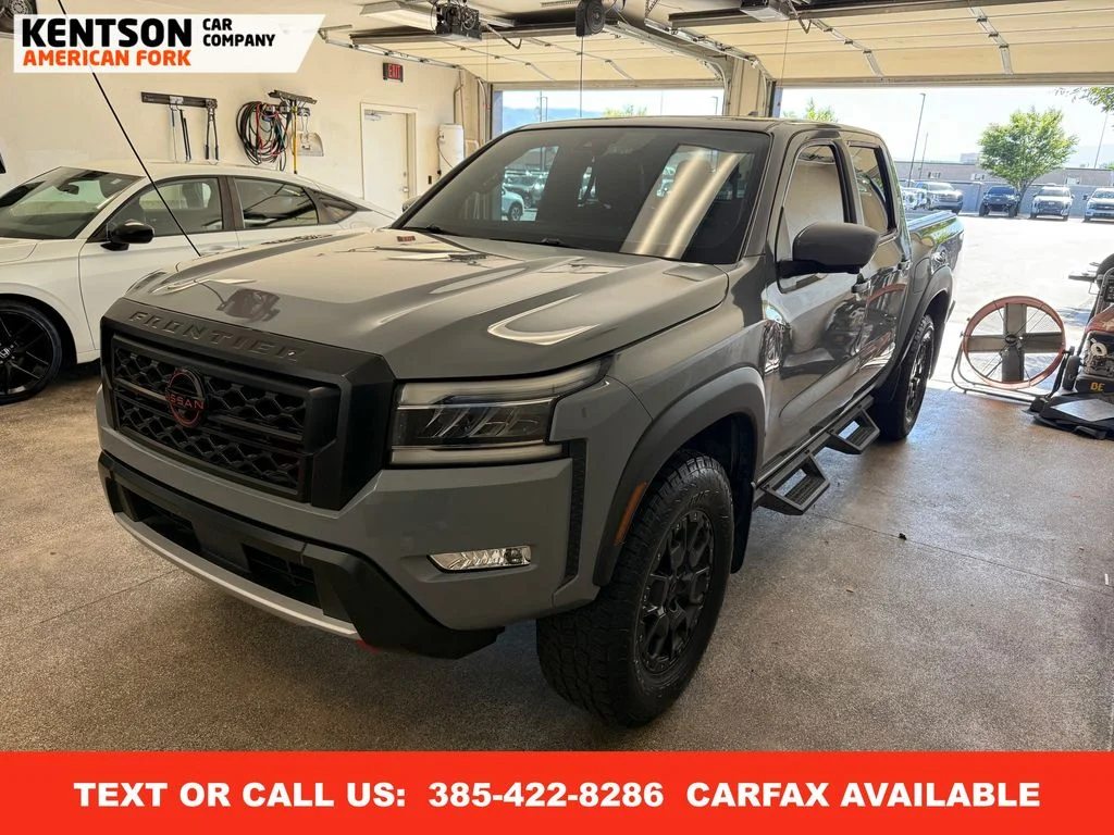 2023 Nissan Frontier PRO-4X Crew Cab 4X4's photo