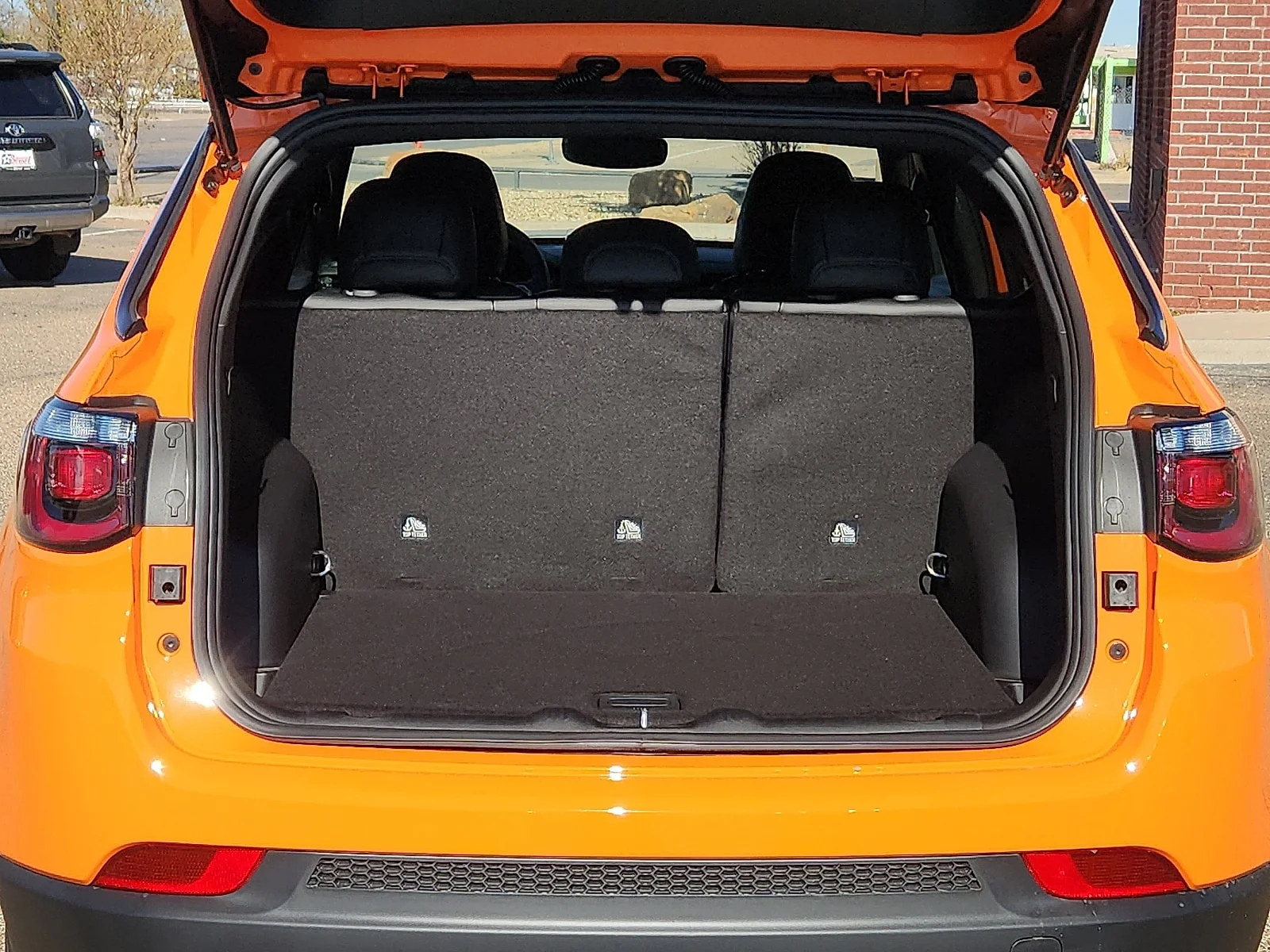 New 2026 PL4 Joose Jeep LATITUDE ALTITUDE 4X4 image 9