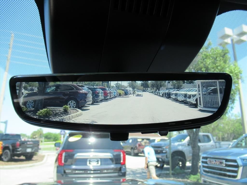 Used 2024 Black Chevrolet Premier image 27