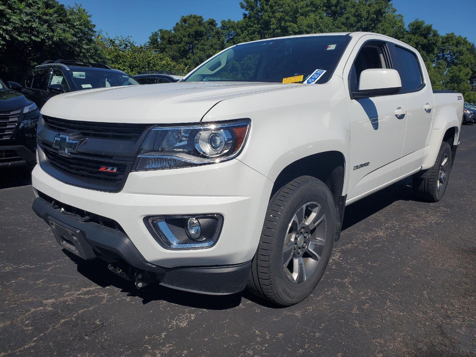 Used 2016 Summit White Chevrolet 4WD Z71 image 4