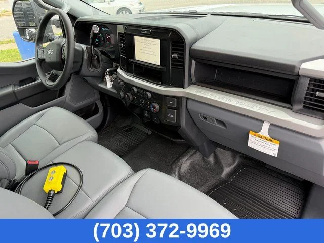 New 2026 Oxford White Ford XL image 10