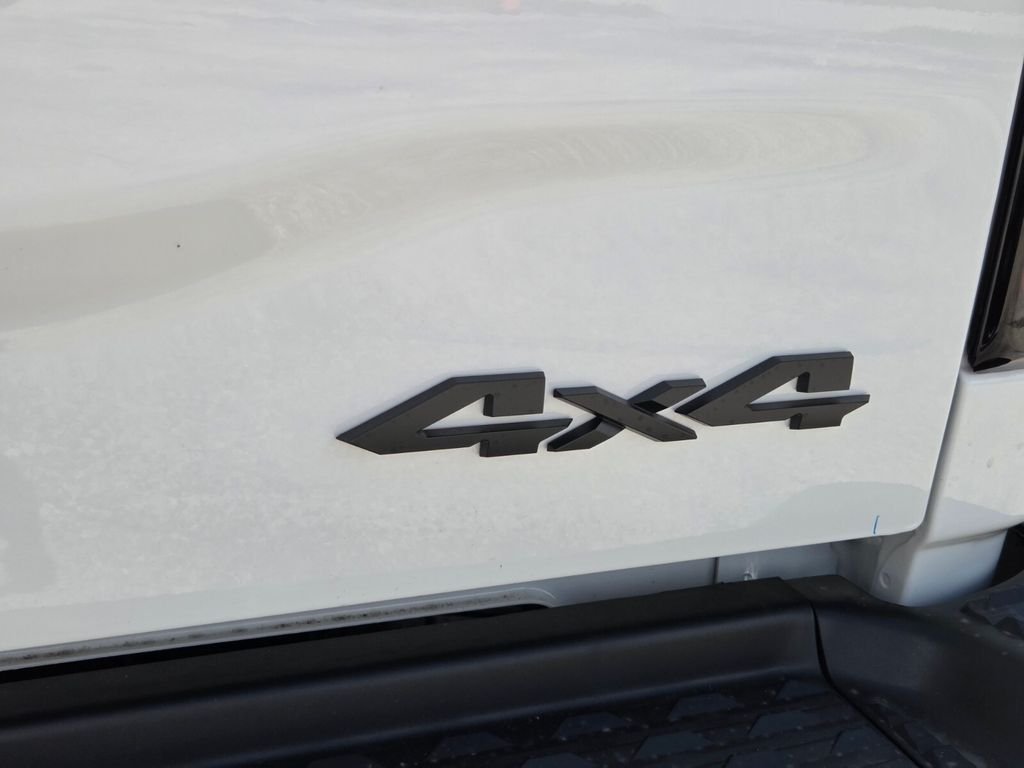 New 2026 Bright White Clear-Coat Exterior Paint RAM Tradesman image 11