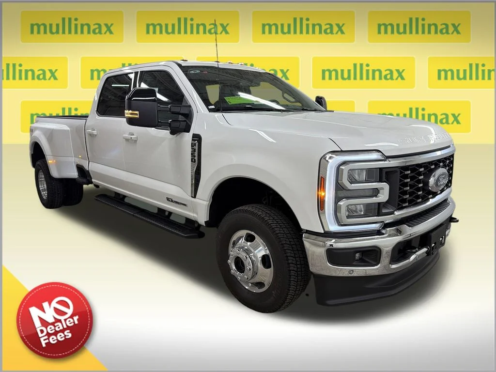 2026 Ford F-350 Lariat 4x4 Crew Cab 8' Box DRW's photo